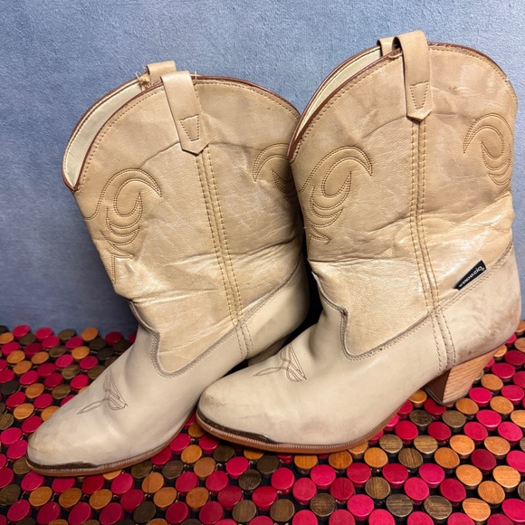 Genuine vintage capezio cowboy boots - Picture 1 of 9